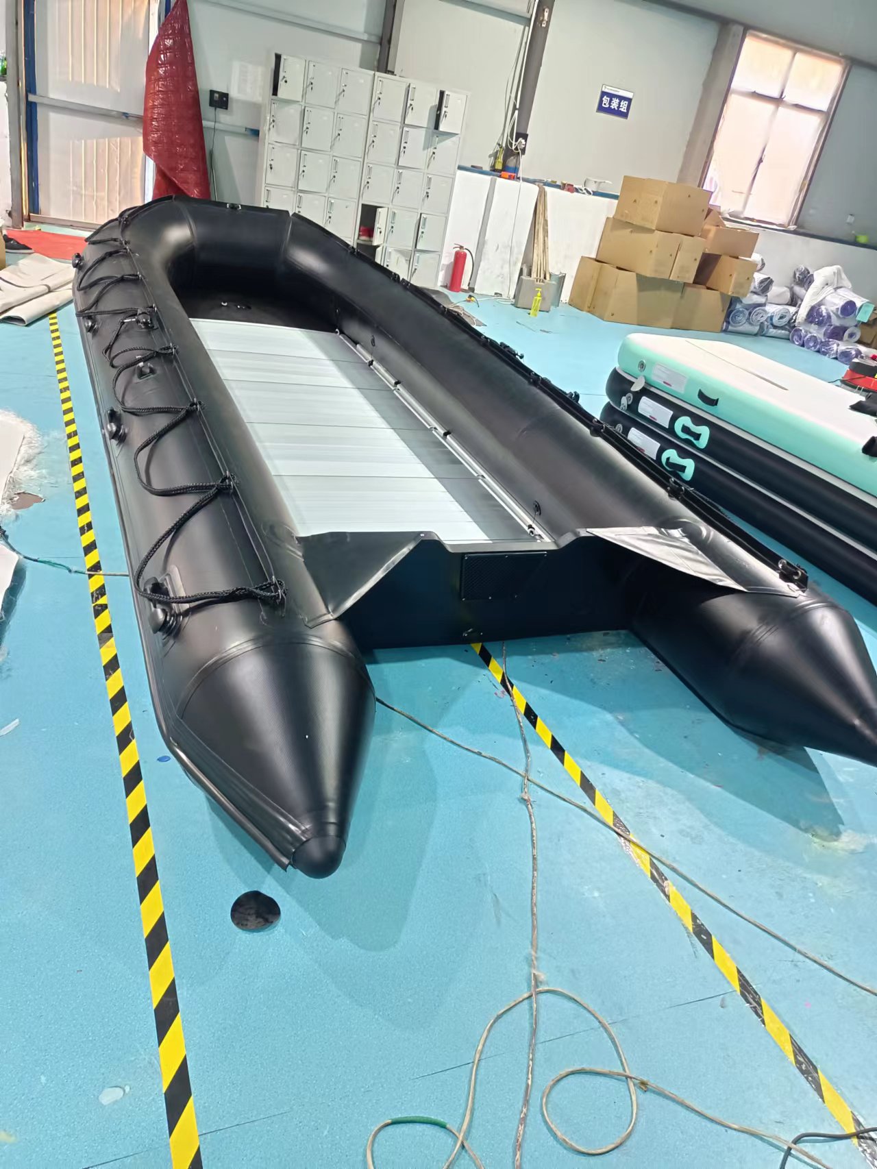 Bateau de pêche avec plancher  - Fishing Boat Aluminum avis et prix